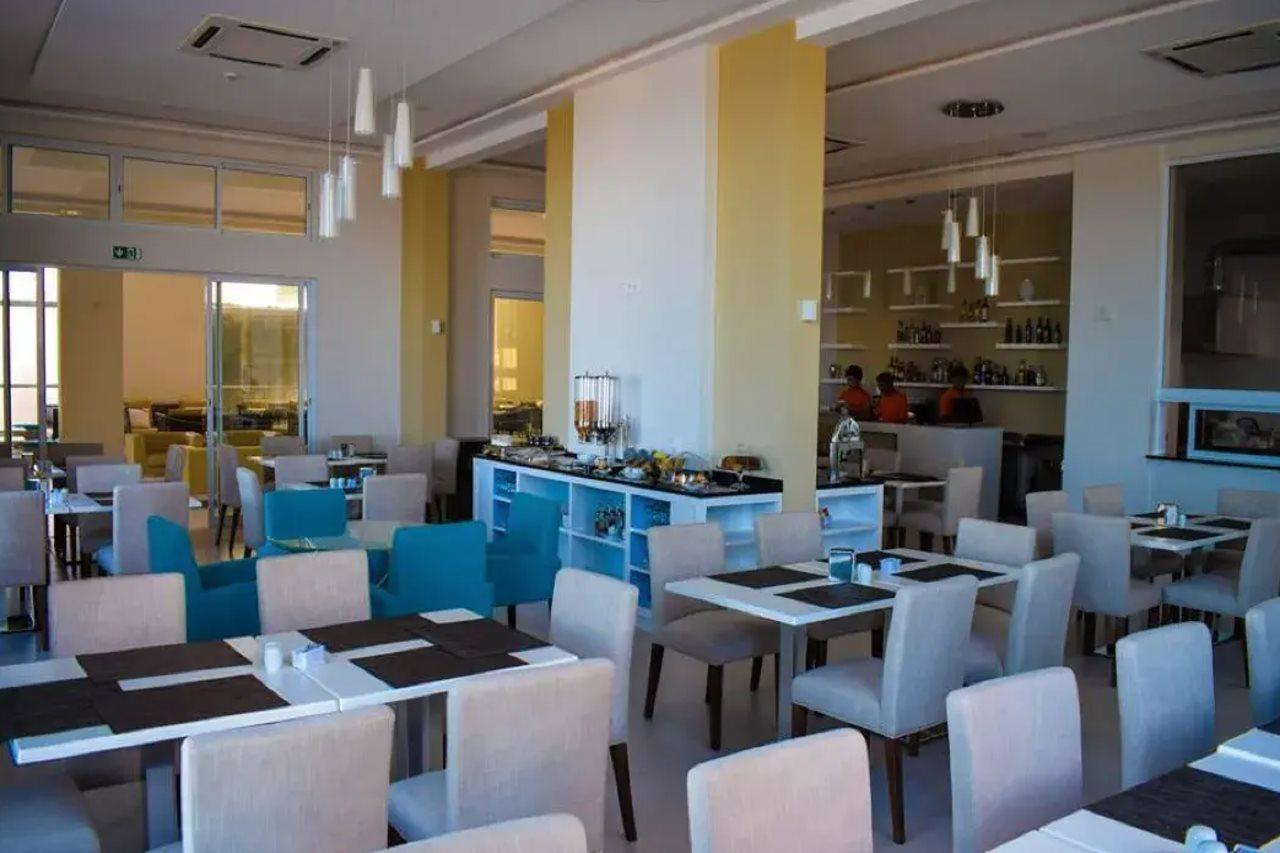 Tiduca Hotel Понта-ду-Сол Экстерьер фото